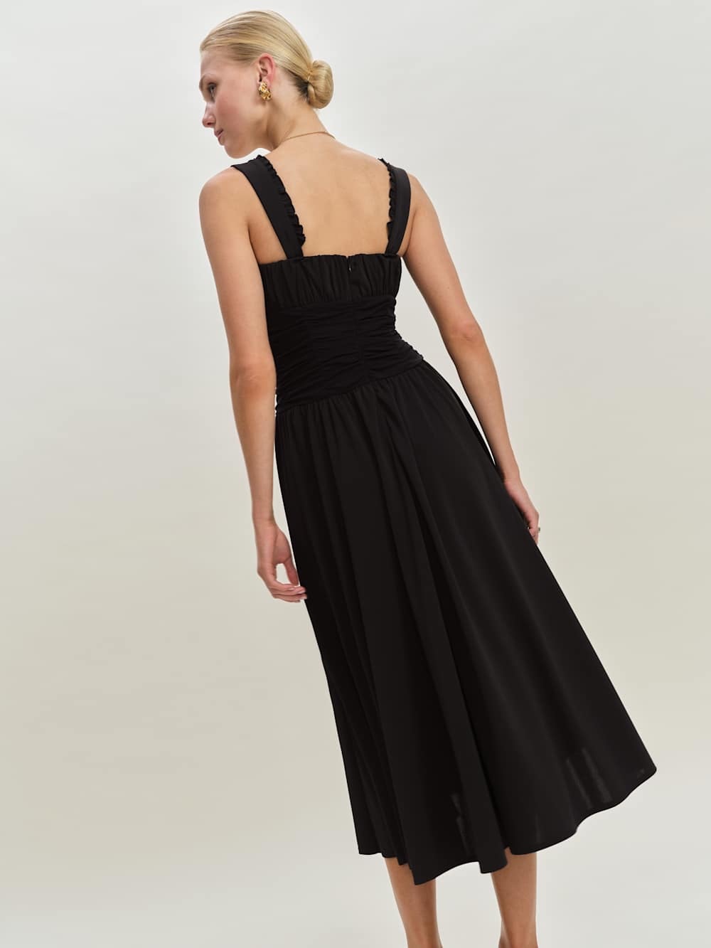 NWT Reformation Willa Knit Dress - Picture 5 of 14